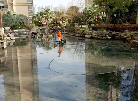 淳化景观池淤泥清理