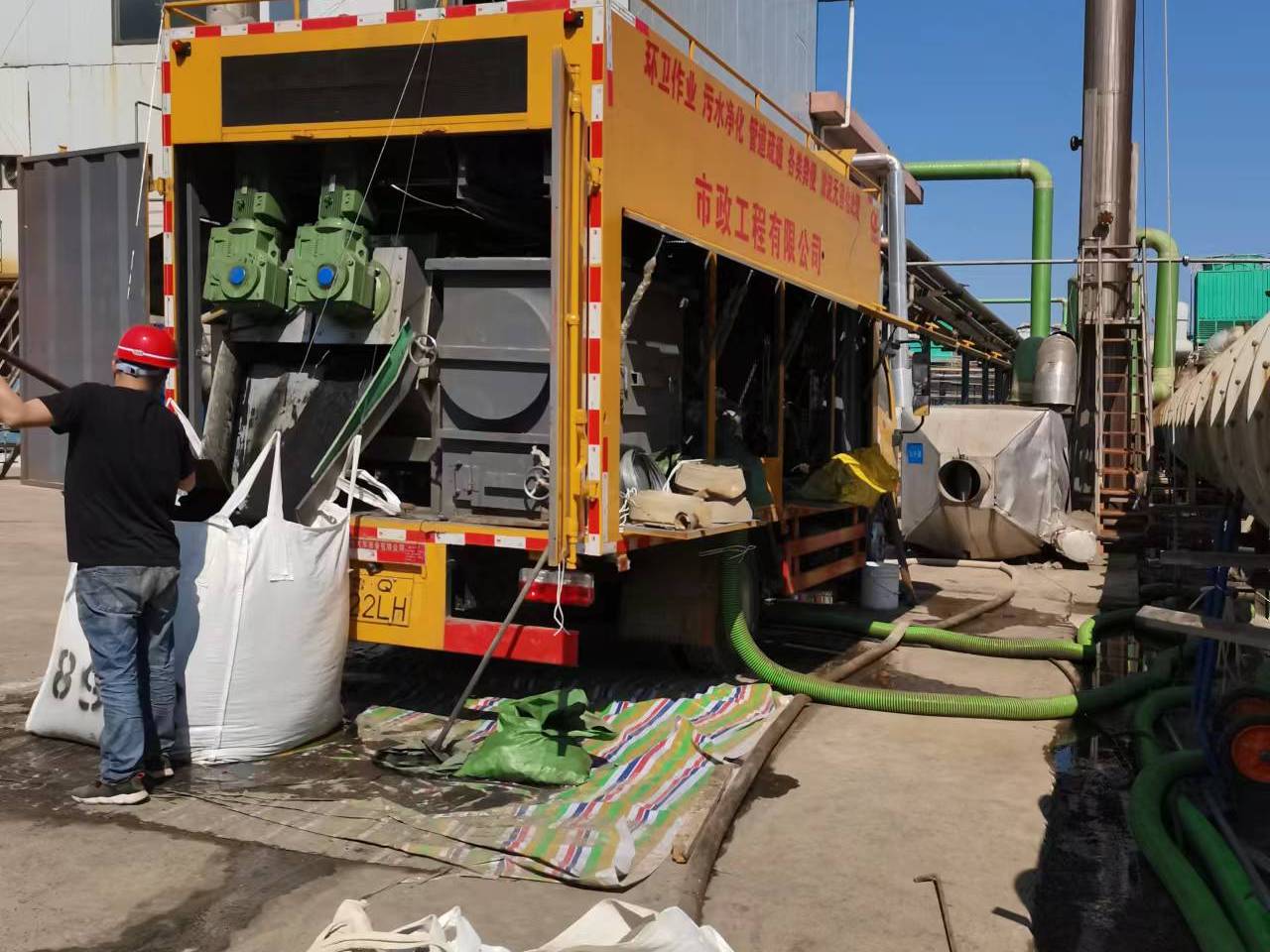 淳化淤泥压干处理